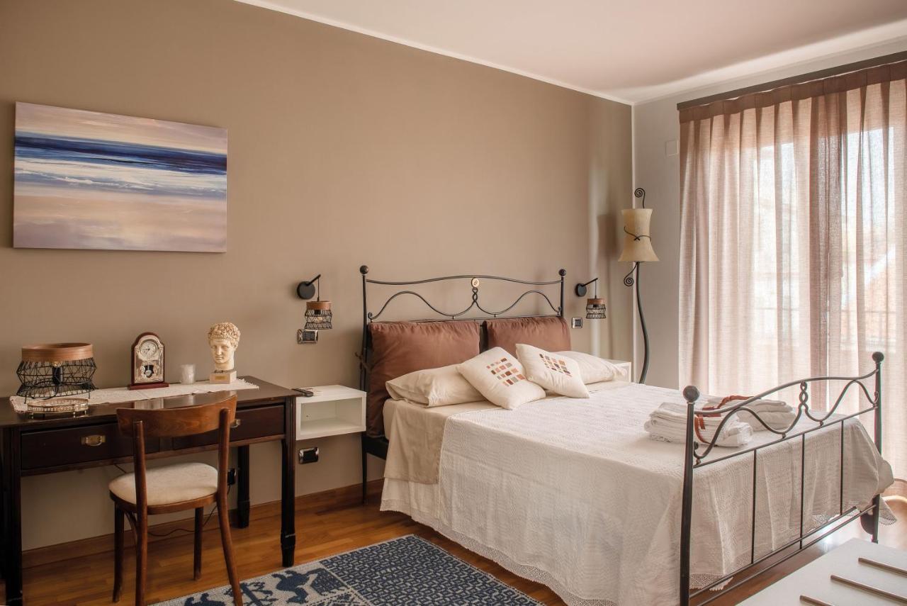 Torrevarata - Guest Rooms Santa Teresa Di Riva Ngoại thất bức ảnh